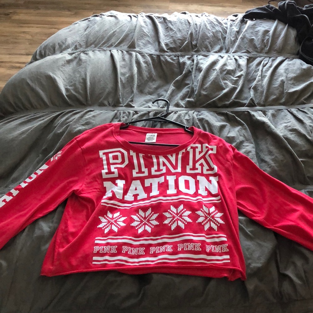 VS Pink Crop Top ❄️❤️ LG